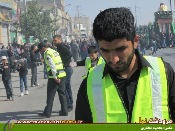 گزارش تصویری: تصاویری از عزاداری صبح عاشورا در مرودشت